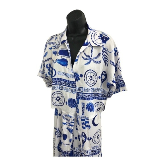 Blue white satin effect multi print‎ buttoned down shirt & pants 2pc set size  M - Picture 15 of 17